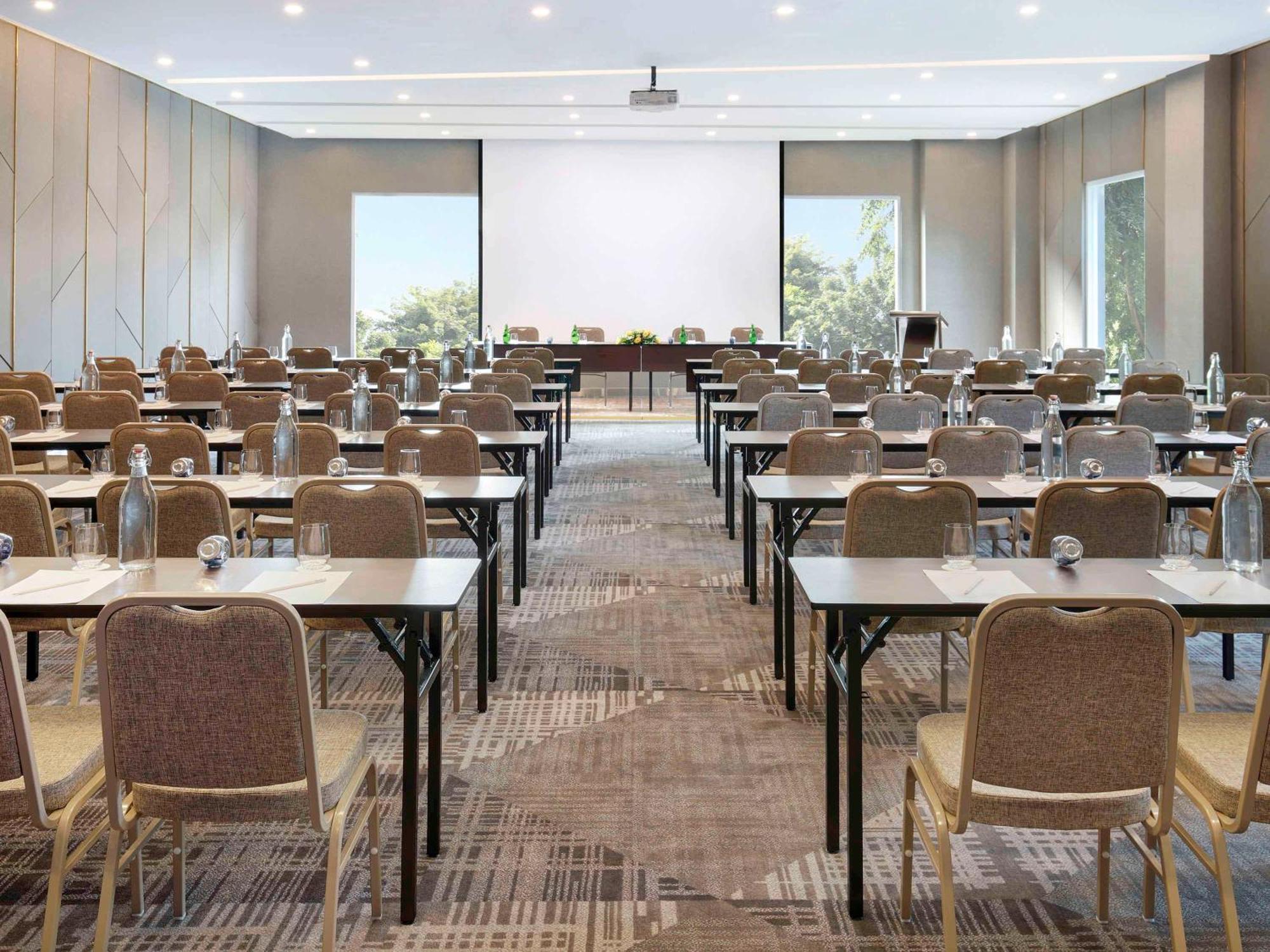 Novotel Jakarta Cikini Εξωτερικό φωτογραφία
