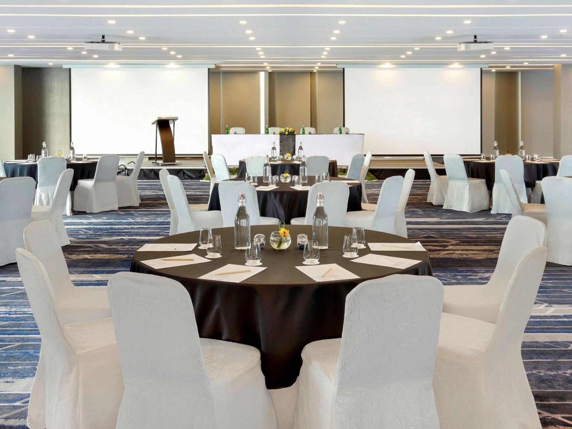 Novotel Jakarta Cikini Εξωτερικό φωτογραφία